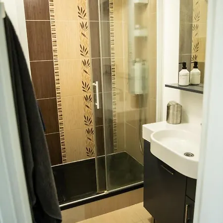 Magnificent Bright Apt With Beautiful View 아파트 파리